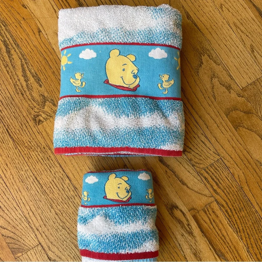 Winnie the Pooh 2 Piece Bath Set Bath Towel and Hand Towel Ducks Clouds